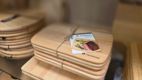 schneidebretter-holz-detail